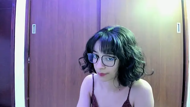  Lunnaa  online show from 12/08/24, 03:43