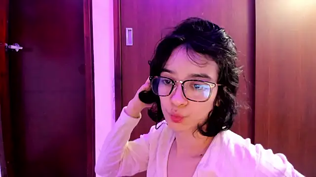  Lunnaa  online show from 01/01/25, 06:05