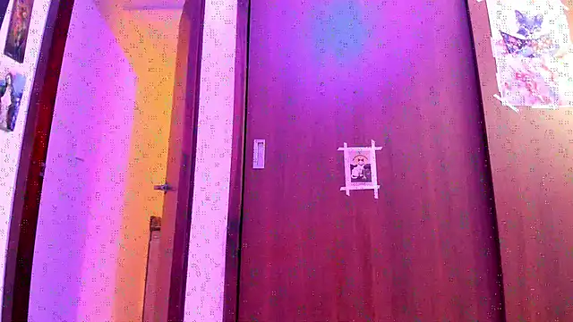  Lunnaa  online show from 10/18/25, 11:05