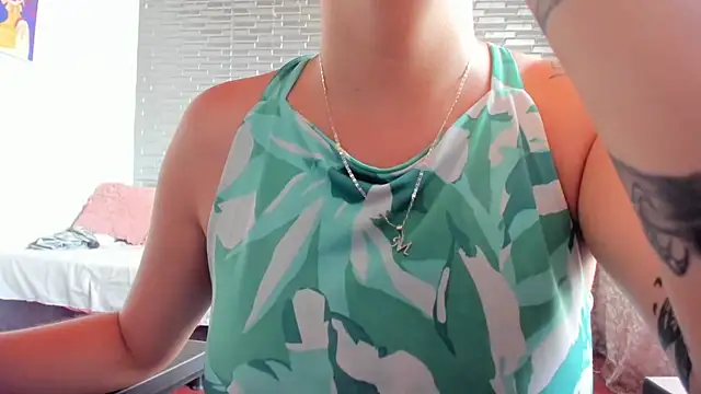 Ginger Sweetty online show from 04/14/26, 09:21