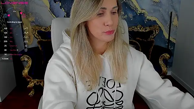 CassandraGood online show from 12/11/24, 08:50