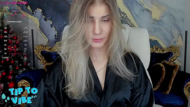 CassandraGood online show from 12/19/24, 11:46