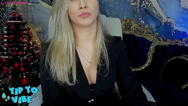 CassandraGood online show from 12/21/24, 08:43