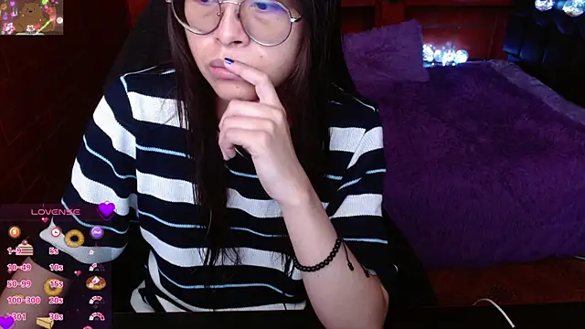 MidoriQuiinn online show from 05/27/26, 04:15