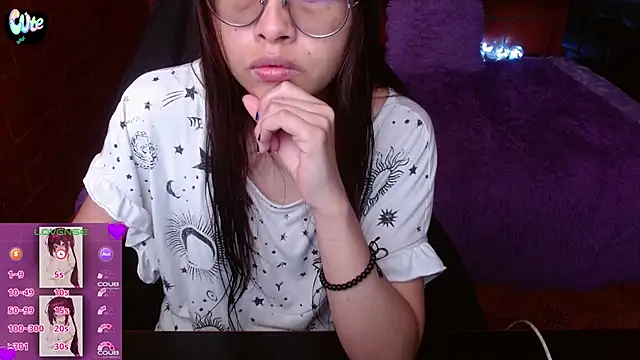 MidoriQuiinn online show from 06/04/26, 04:02