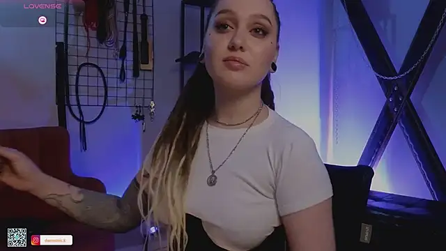 Snapshot of VortexProject chatting on 01/15/25, 02:02 VortexProject online show from 01/15/25, 02:02