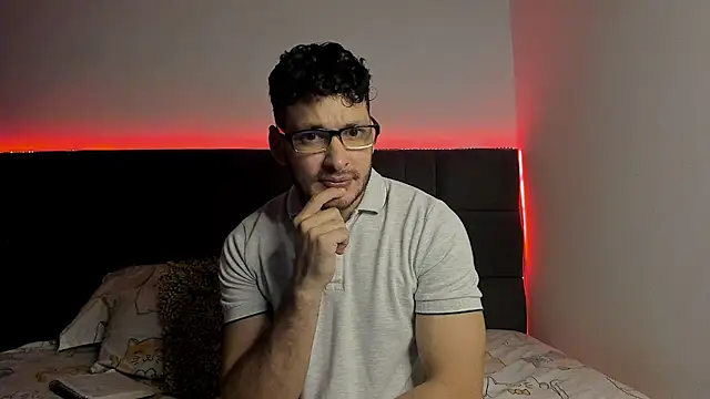 alejandro  2 online show from 09/08/25, 09:47