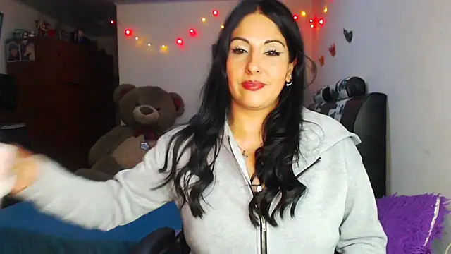 sahtlove1 online show from 12/16/25, 12:48