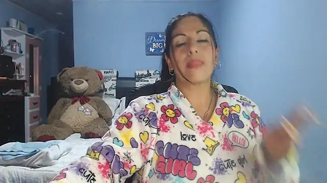 sahtlove1 online show from 07/06/26, 11:18