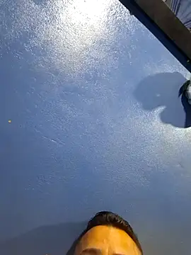 Eumanzor online show from 04/14/26, 01:33