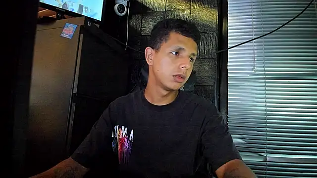Snapshot of boy_bigcock24cm chatting on 06/17/26, 10:00 boy bigcock24cm online show from 06/17/26, 10:00