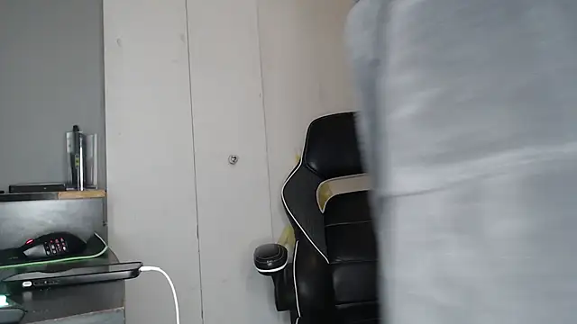 ChrisVacher online show from 12/04/24, 03:15