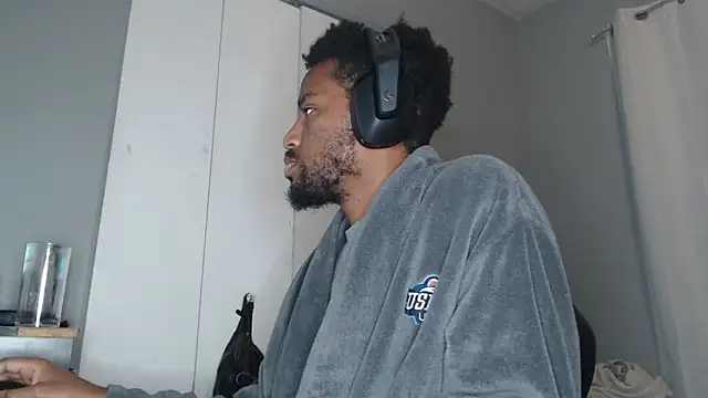 ChrisVacher online show from 12/16/24, 06:10