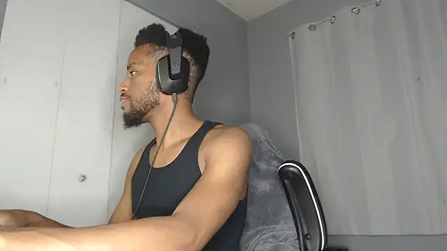 ChrisVacher online show from 12/22/24, 02:27