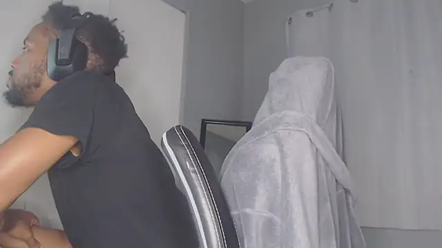 ChrisVacher online show from 12/28/24, 04:08