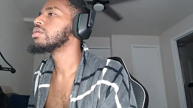 ChrisVacher online show from 09/21/25, 09:38