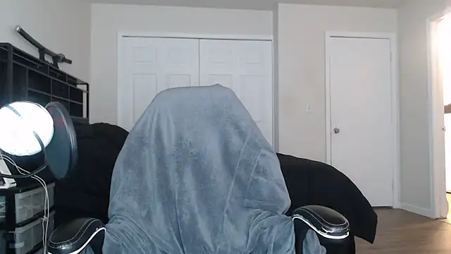 ChrisVacher online show from 04/17/26, 08:12