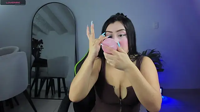 caroline23 x online show from 02/20/25, 02:07
