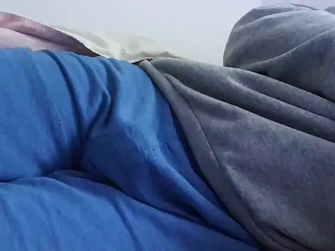 ScalicHat69 online show from 11/26/25, 07:53