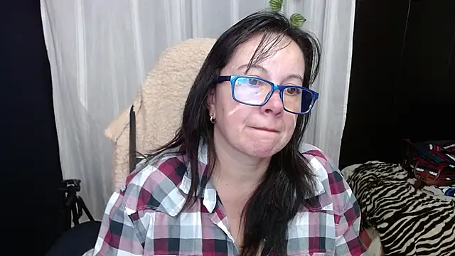 Sonialorens  online show from 01/17/25, 08:44