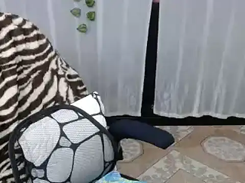 Sonialorens  online show from 02/11/25, 08:10