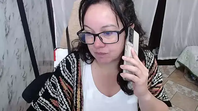 Sonialorens  online show from 03/08/25, 05:22