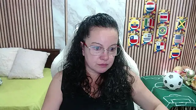 Snapshot of Sonialorens_ chatting on 06/23/26, 07:56 Sonialorens online show from 06/23/26, 07:56