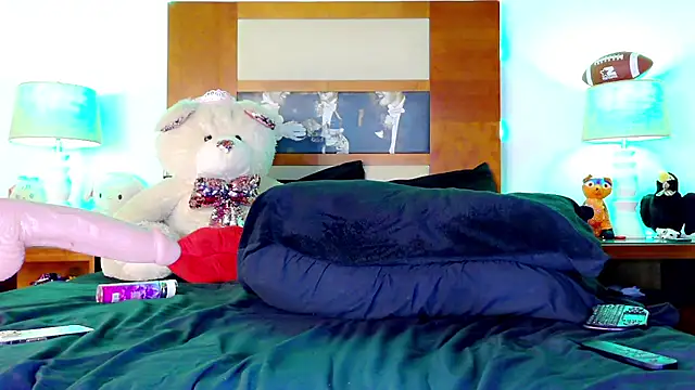 ashley 19xx online show from 10/03/25, 05:21