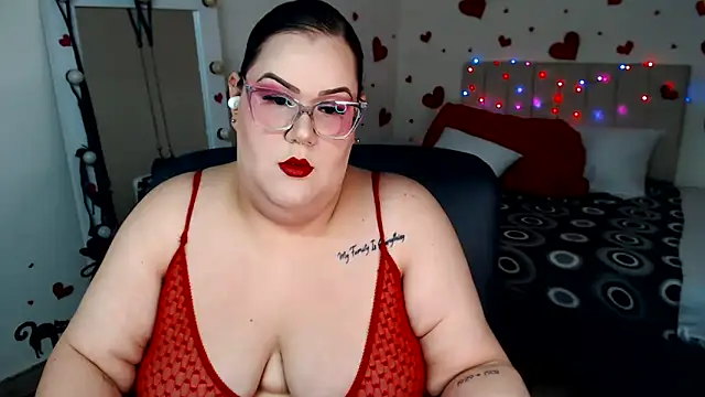 GiannaMorrys online show from 05/30/26, 03:36