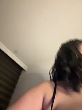 IamSashaLuv online show from 02/17/25, 04:09