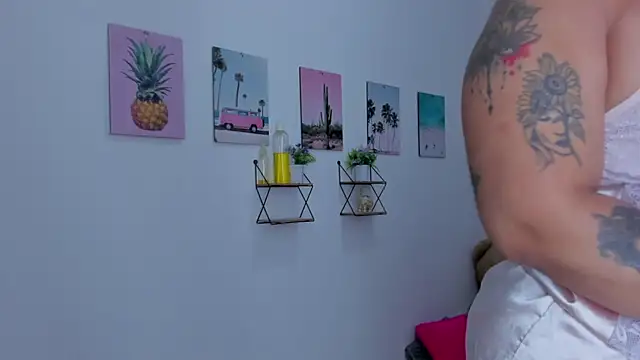 Emma lean online show from 01/18/26, 03:49