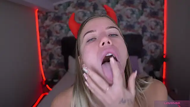 Sexy Ira online show from 10/11/25, 06:23