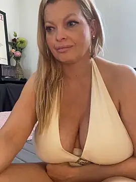 Lisavontease online show from 05/30/26, 02:58