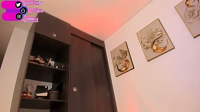 Snapshot of Queen_liana chatting on 10/05/25, 07:50 Queen liana online show from 10/05/25, 07:50