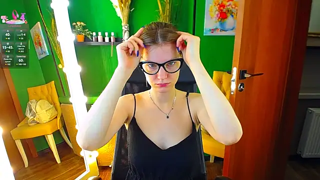 MaryHiggins online show from 03/16/25, 07:37