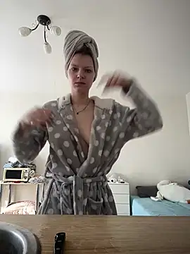 MaryHiggins online show from 03/23/25, 07:53