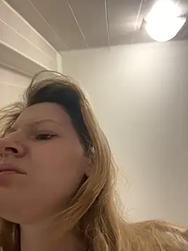 MaryHiggins online show from 11/16/25, 09:59