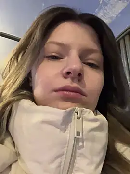 MaryHiggins online show from 12/03/25, 01:42