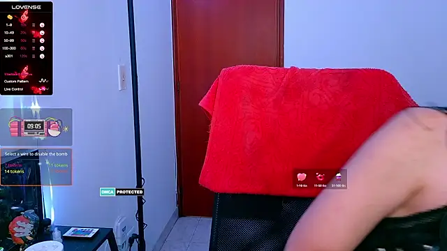 Snapshot of thecherry_Paulette chatting on 02/24/26, 02:37 thecherry Paulette online show from 02/24/26, 02:37