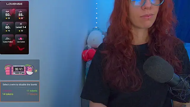 Snapshot of thecherry_Paulette chatting on 04/27/26, 02:09 thecherry Paulette online show from 04/27/26, 02:09
