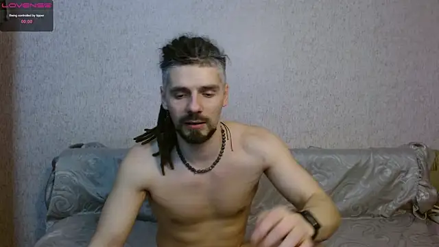 Aestheticguy101 online show from 03/16/25, 04:23