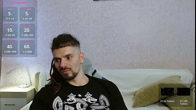 Aestheticguy101 online show from 10/22/25, 10:59