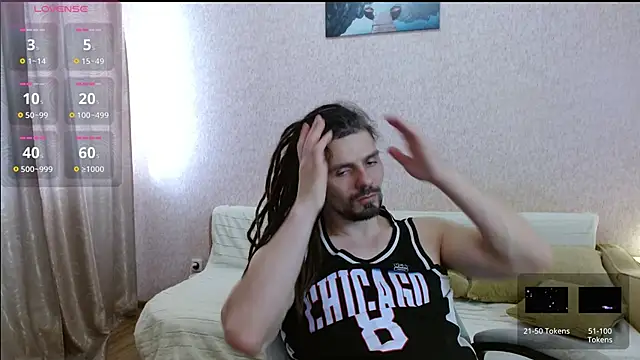 Snapshot of Aestheticguy101 chatting on 05/29/26, 03:54 Aestheticguy101 online show from 05/29/26, 03:54