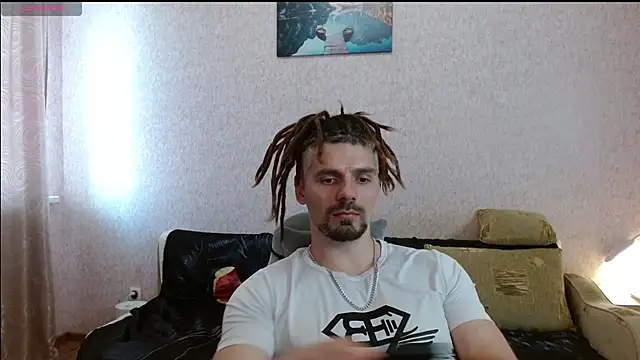 Snapshot of Aestheticguy101 chatting on 06/11/26, 02:59 Aestheticguy101 online show from 06/11/26, 02:59