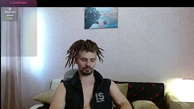 Snapshot of Aestheticguy101 chatting on 07/20/26, 02:19 Aestheticguy101 online show from 07/20/26, 02:19