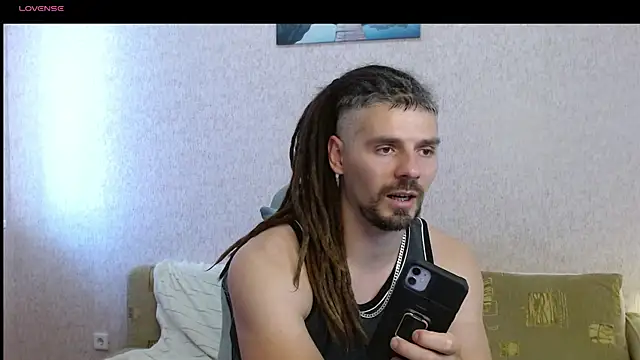 Snapshot of Aestheticguy101 chatting on 08/02/26, 12:25 Aestheticguy101 online show from 08/02/26, 12:25