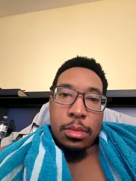 LongDMan420 online show from 10/09/25, 06:22