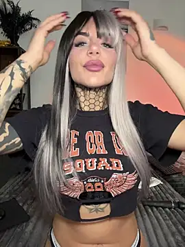 LexiCoco online show from 03/25/26, 04:02