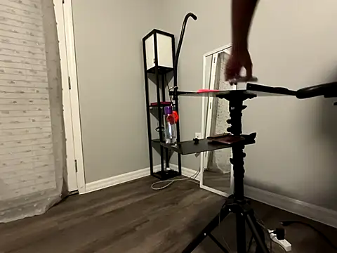 RylHoneyy online show from 10/23/25, 07:07