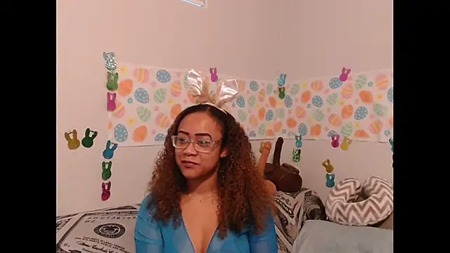 RylHoneyy online show from 04/05/26, 01:03